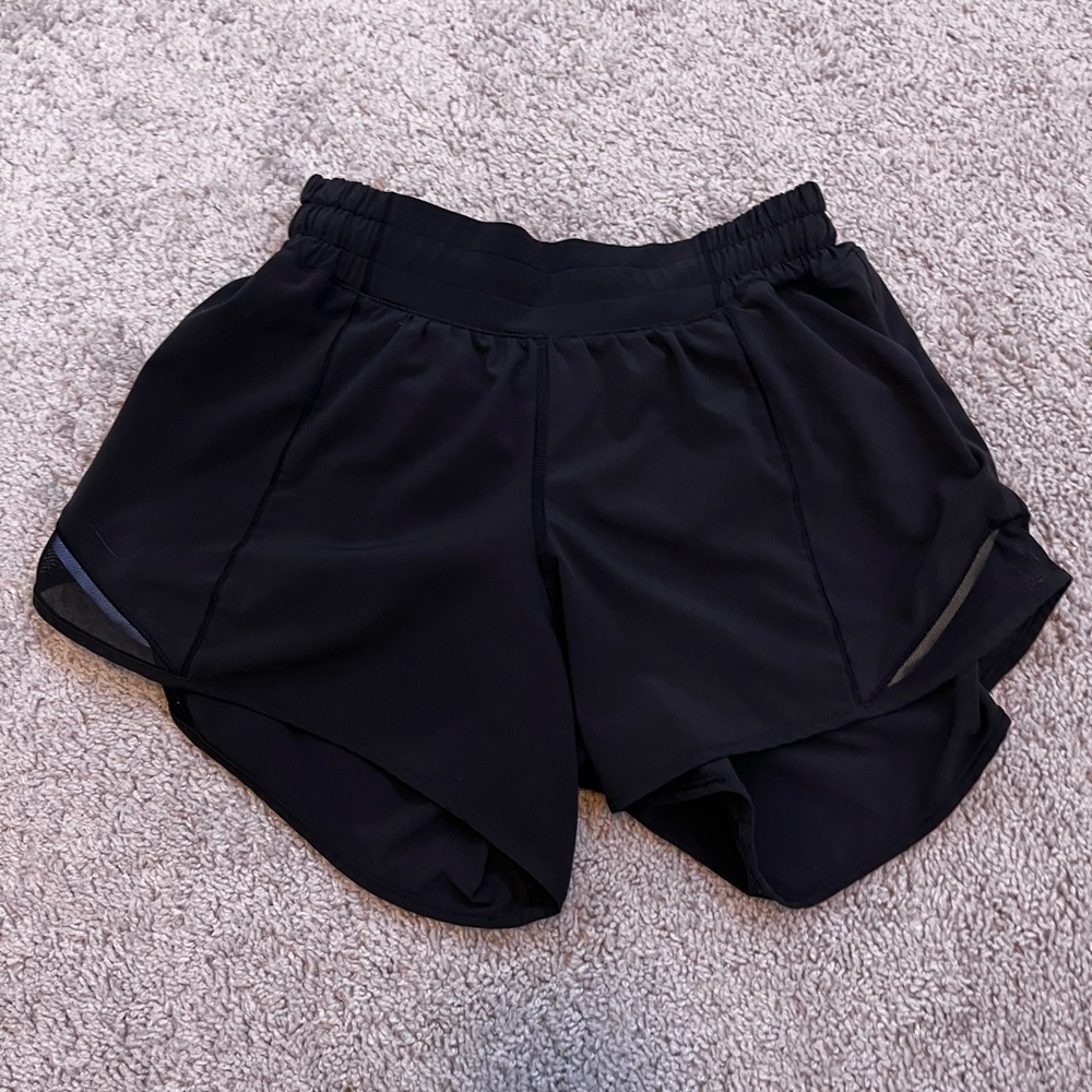Lululemon Black Hotty Hot shorts